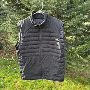 lululemon athletica Men's Black Puffer Vest